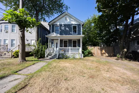 122 Union Ave, West Haven, CT 06516