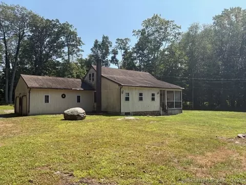 212 Bear Hill Rd, Bethany, CT 06524