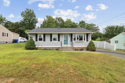 14 Prospect Hill Dr, East Windsor, CT 06088