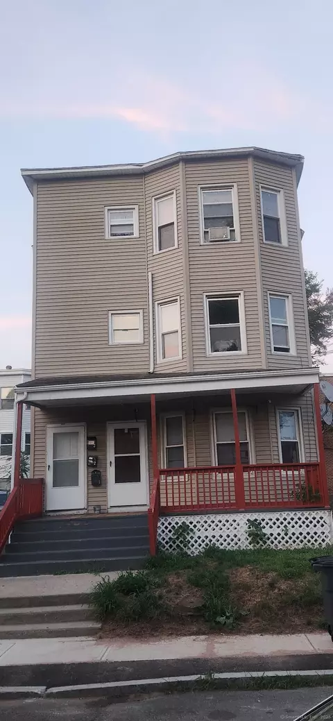 100 Amity St, Hartford, CT 06106