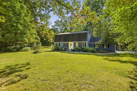31 Woodland Dr, Brooklyn, CT 06234