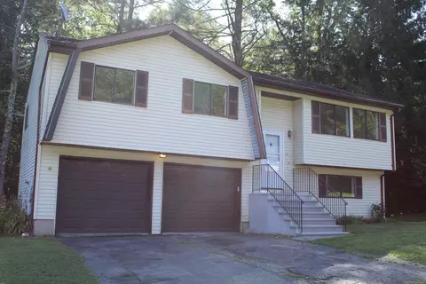 35 White Pine Rd, Torrington, CT 06790