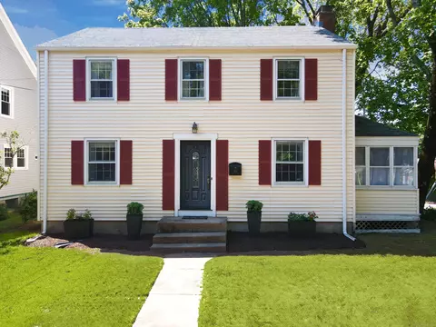 101 N Main St, West Hartford, CT 06107