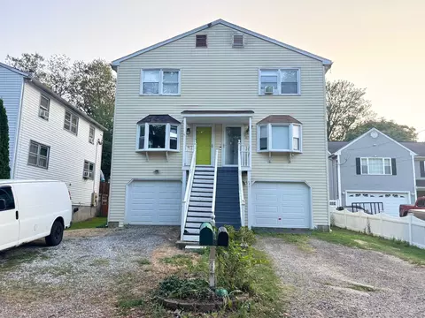 409 Pond St, Bridgeport, CT 06606
