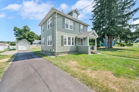 2 White St, Vernon, CT 06066