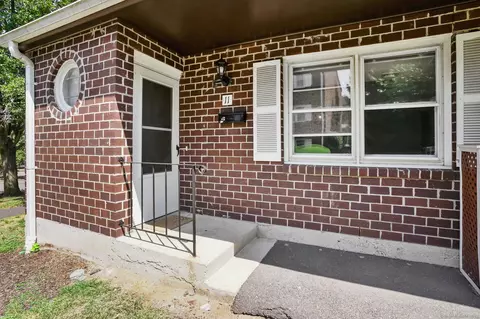 11 Savin Park #11, West Haven, CT 06516