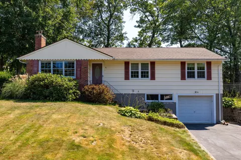 76 Country Ln, Bristol, CT 06010