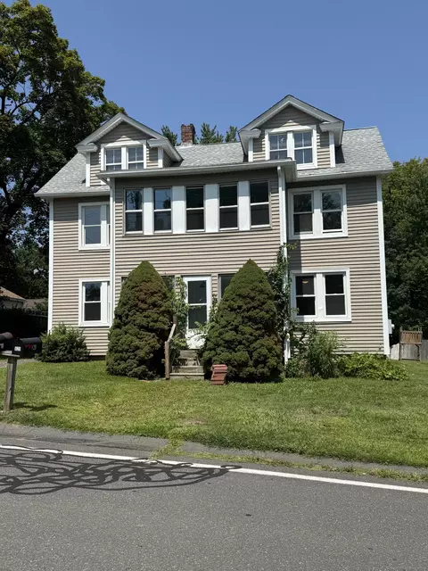 820 Burbank Ave, Suffield, CT 06078
