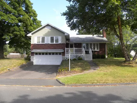 42 Godar Ter, East Hartford, CT 06118