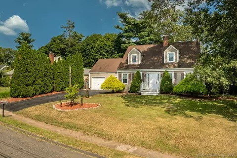 57 Otis St, Manchester, CT 06040