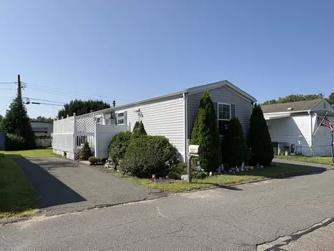 7 Montauk Rd, East Hartford, CT 06118