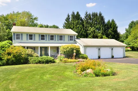 32 Anthony Rd, Bolton, CT 06043