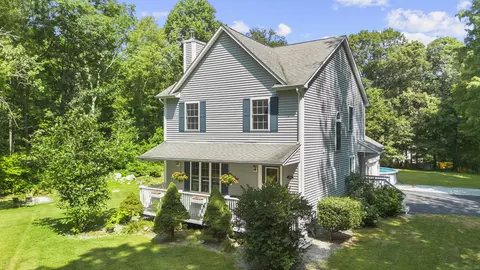 255 Chestnut Hill Rd, Colchester, CT 06415