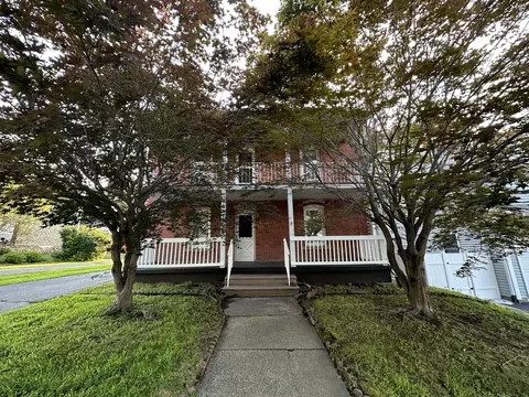 26 Crown St, Bristol, CT 06010