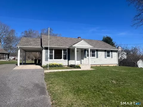 94 Elm Ridge Rd, Pawcatuck, CT 06379