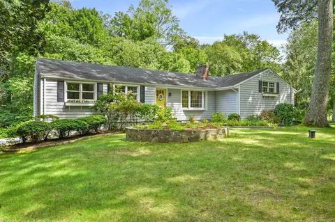 269 Red Fox Rd, Stamford, CT 06903