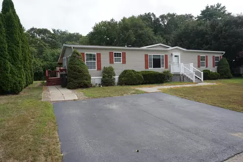 20 Circle Dr, Windham, CT 06256