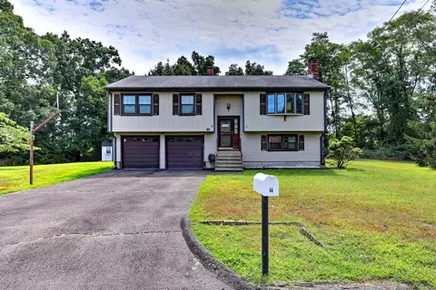 44 Great Meadow Dr, Milford, CT 06460