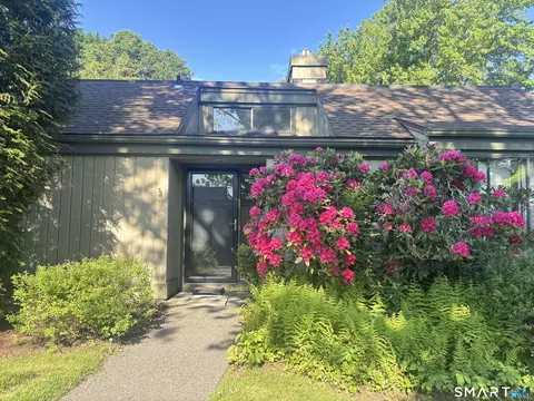643 Heritage Vlg #A, Southbury, CT 06488