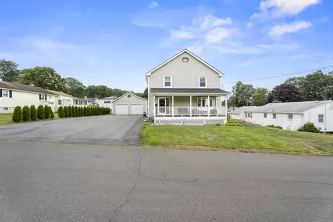 20 Ridgewood St, Bristol, CT 06010