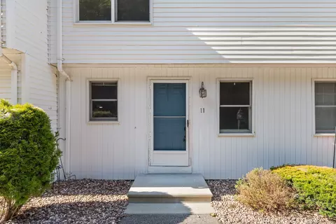63 Summit St #11, Manchester, CT 06040