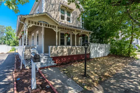 37 George St, West Haven, CT 06516