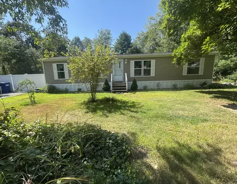 157 Pickett Rd, Plainfield, CT 06374