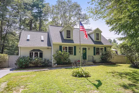21 Birch Ave, Thompson, CT 06277