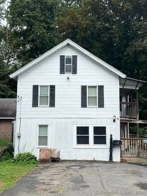 14 Pratt St, Winchester, CT 06098