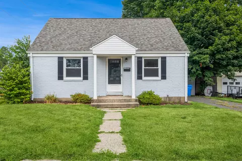245 W Main St, Plainville, CT 06062
