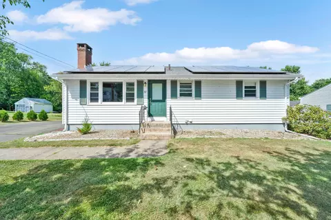 82 Basswood Dr, Middletown, CT 06457