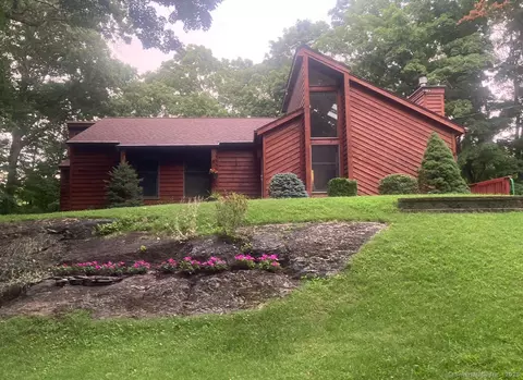 718 Long Hill Ave, Shelton, CT 06484