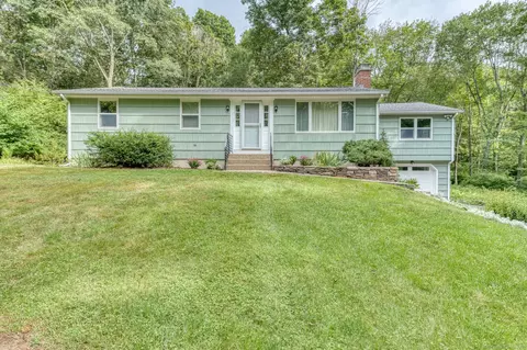 19 Eldredge Rd, Willington, CT 06279
