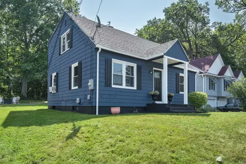 56 Jefferson Ave, Middletown, CT 06457