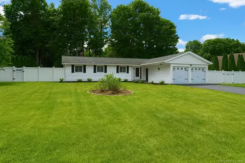 1736 Hebron Ave, Glastonbury, CT 06033