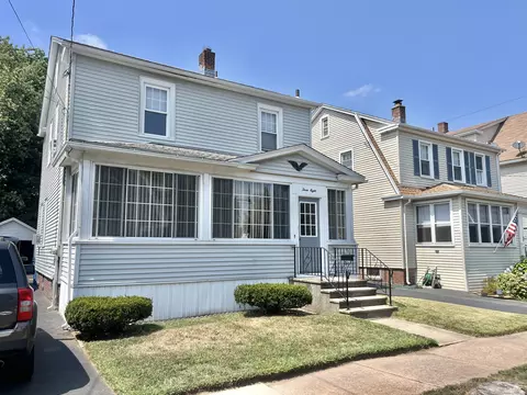 38 Dante Pl, Hamden, CT 06514