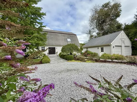 74 Mile Creek Rd, Old Lyme, CT 06371