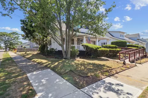 14 E Brown St, West Haven, CT 06516
