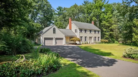 3 Musket Trl, Simsbury, CT 06070