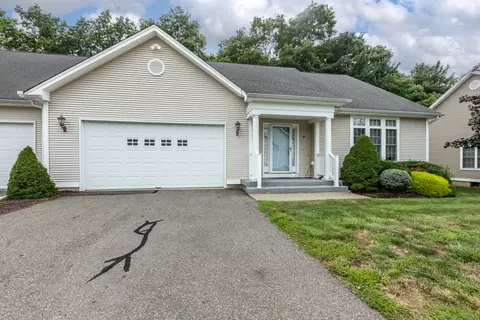 8 Dobson Commons Cir #8, Vernon, CT 06066
