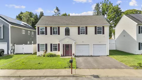 20 Society Hill Rd, Waterbury, CT 06704