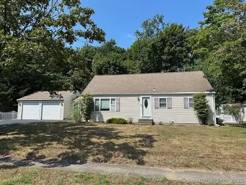 20 Pamela Dr, Milford, CT 06460