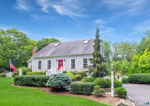 15 Two Pence Rd, Ridgefield, CT 06877