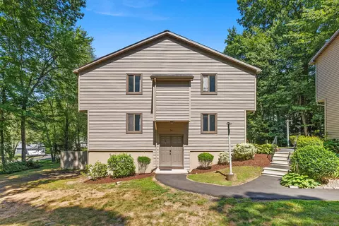 34 Conestoga Way #34, Glastonbury, CT 06033