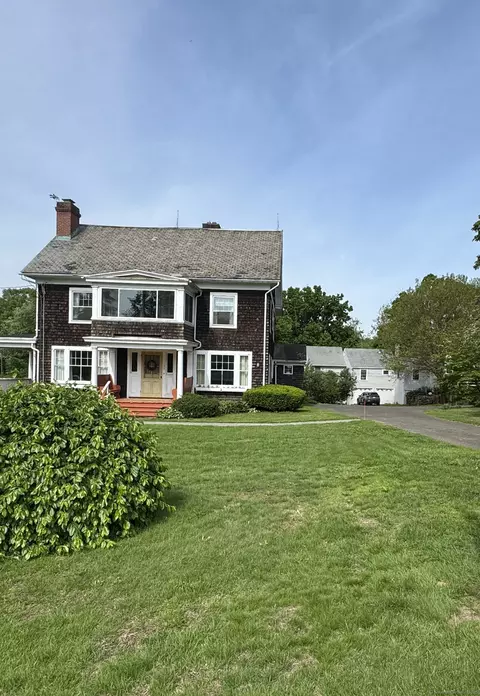 155 Atkins St, Middletown, CT 06457