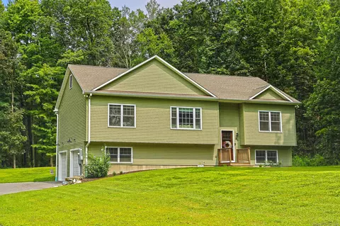 85 Lillis Rd, New Milford, CT 06776
