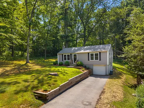 10 Phelps Rd, Marlborough, CT 06447