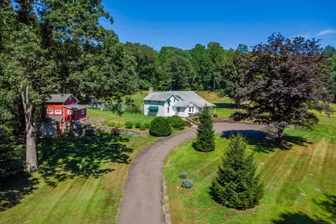 12 Valley Field Rd S, Sandy Hook, CT 06482