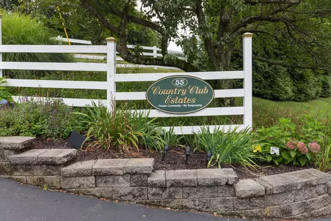 55 Porter Ave #4A, Naugatuck, CT 06770