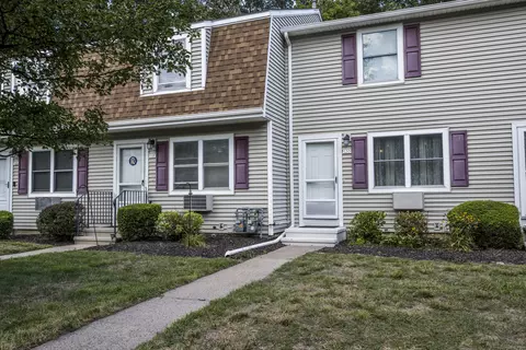 120 Brentwood Dr #120, Wallingford, CT 06492